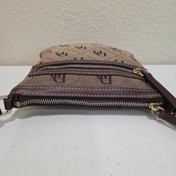 Dooney & Bourke Fall Slim Design Signature Monogram Canvas Shoulder Handbag - Picture 3 of 13